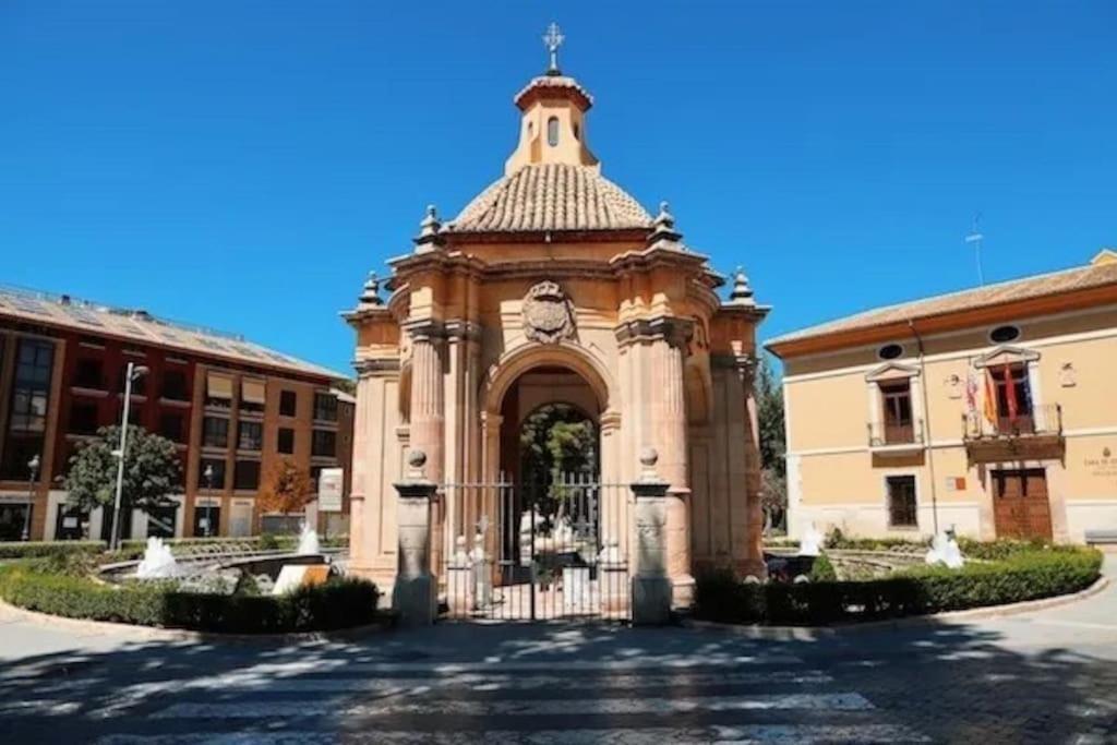 Alojamiento Central Caravaca Caravaca De La Cruz Exterior photo