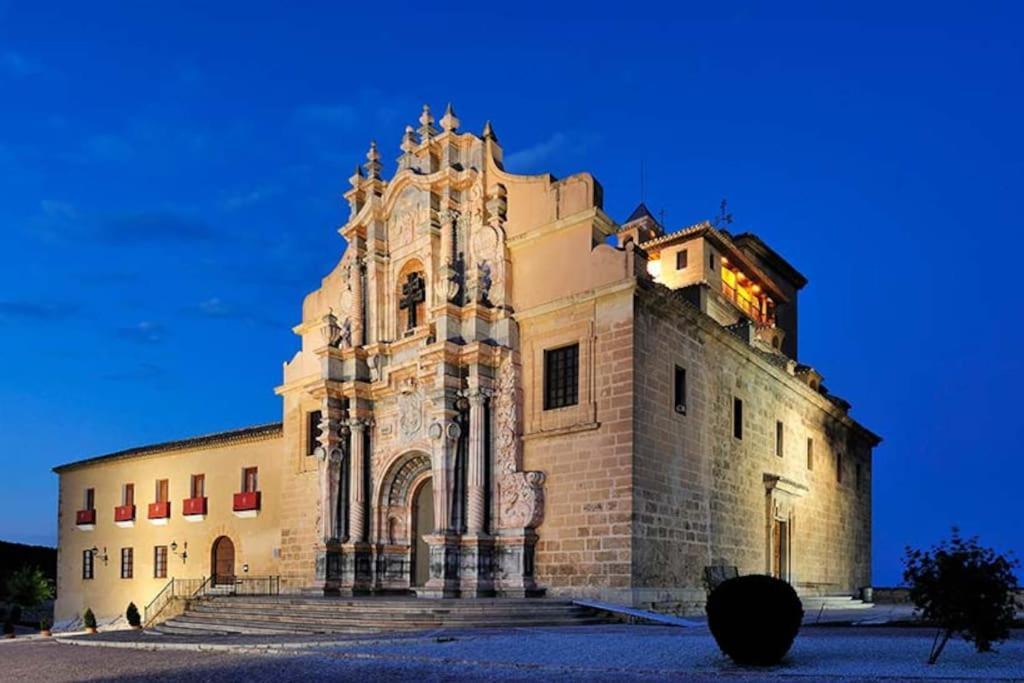 Alojamiento Central Caravaca Caravaca De La Cruz Exterior photo